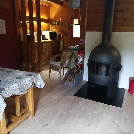 Les Chalets De La Foret D'Issaux Osse-en-Aspe Екстер'єр фото