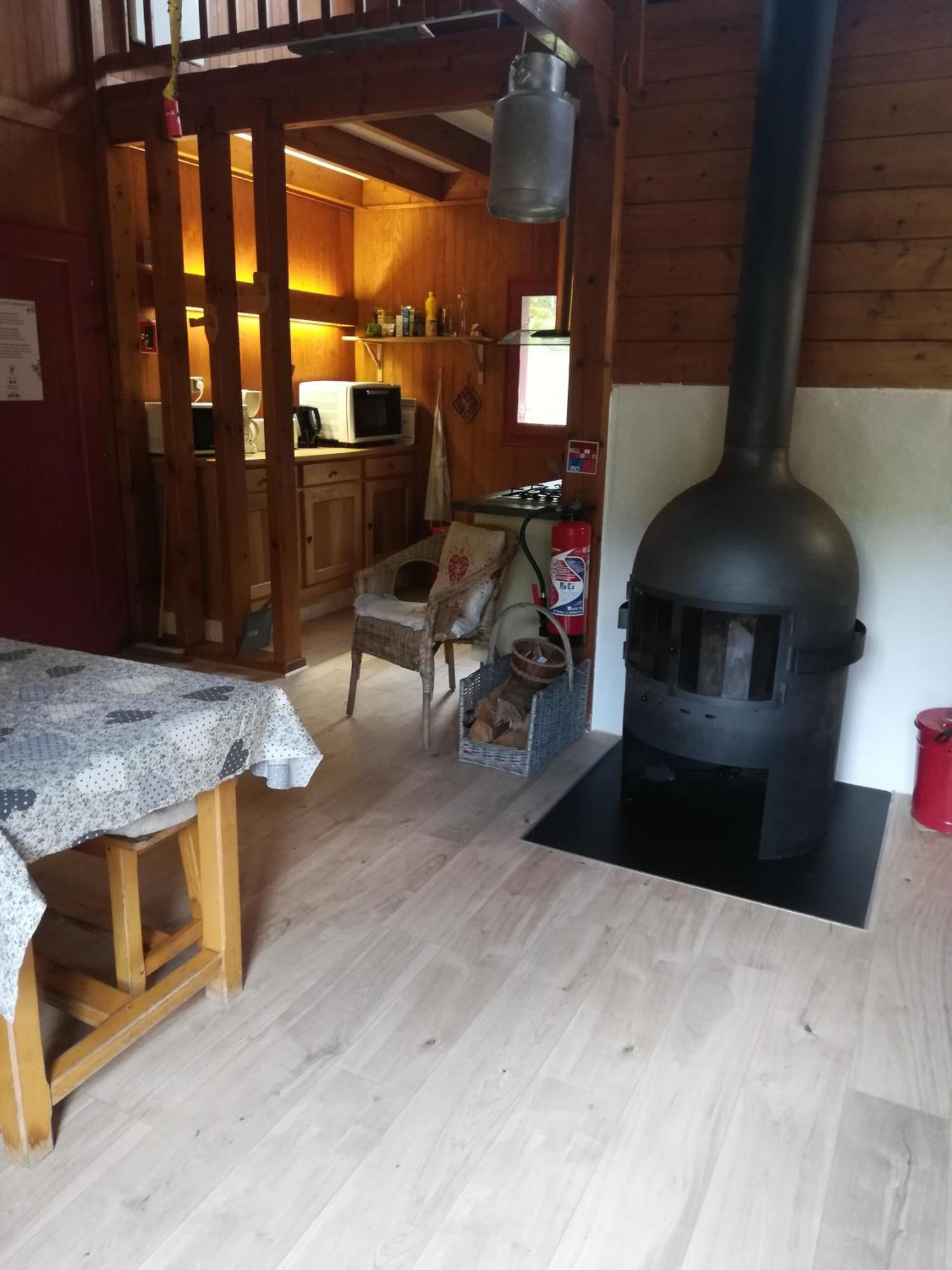 Les Chalets De La Foret D'Issaux Osse-en-Aspe Екстер'єр фото